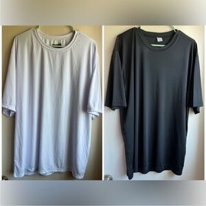 NWOT Set of 2 Men's T-Shirts